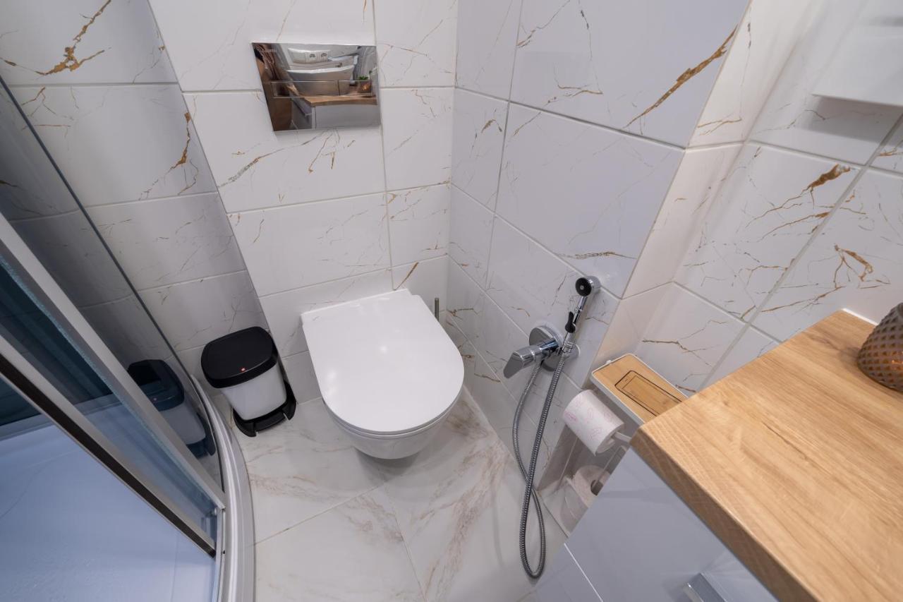 Joya Mia - The Soul Of Riga & Free Parking Apartamento Exterior foto